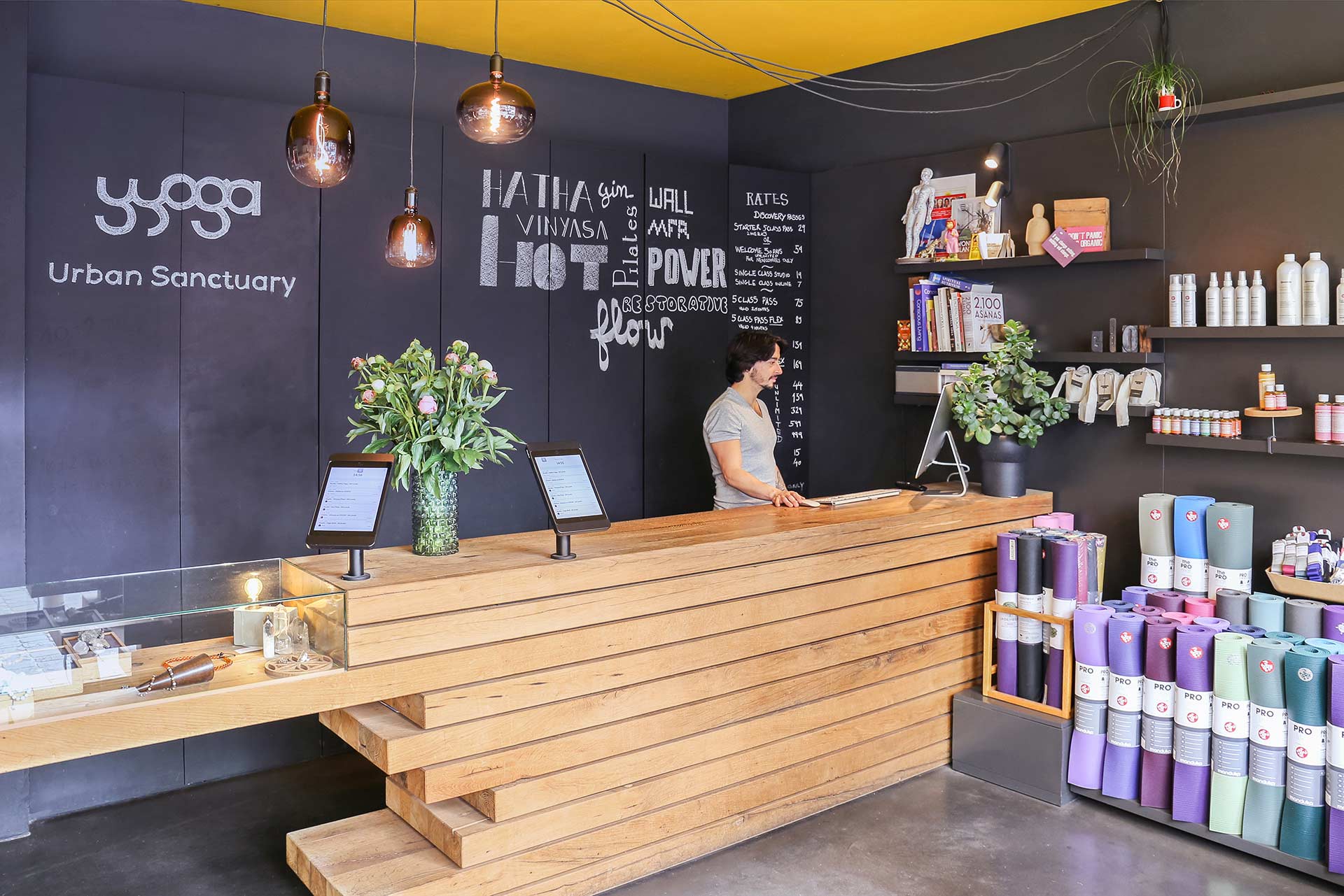 Yyoga — Yoga, Hot Yoga & Pilates in Brussels